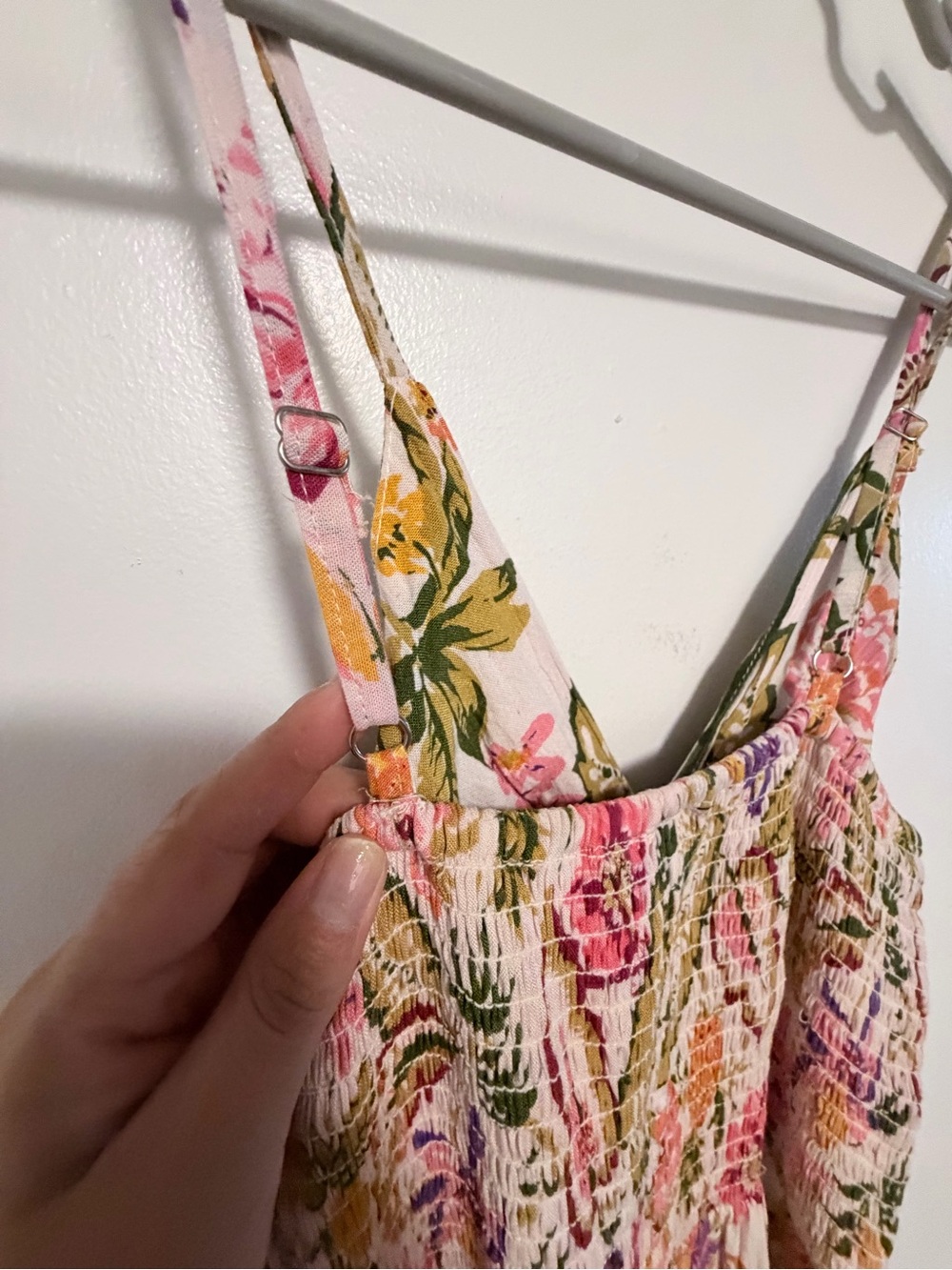 Floral Twist-Front Maxi Dress size medium - Picture 9 of 12